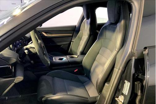 2025 Porsche Taycan 4S