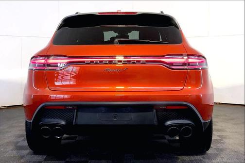 2023 Porsche Macan T