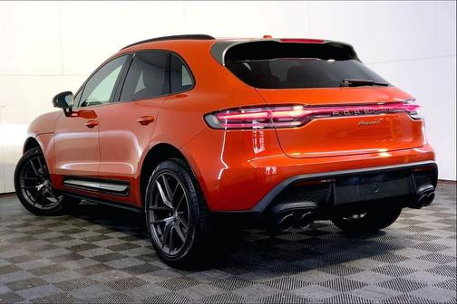 2023 Porsche Macan T