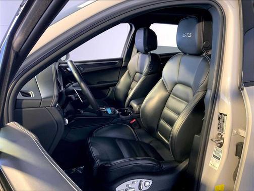 2022 Porsche Macan GTS