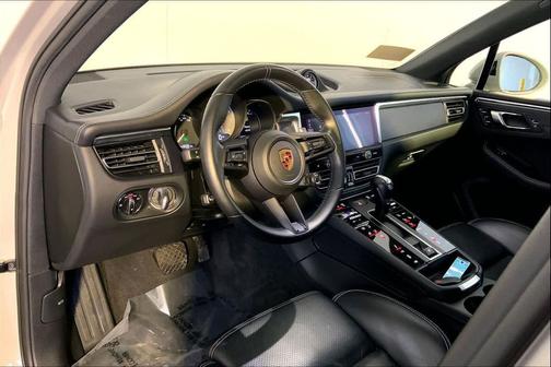2022 Porsche Macan GTS