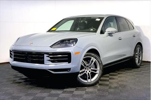 2025 Porsche Cayenne AWD