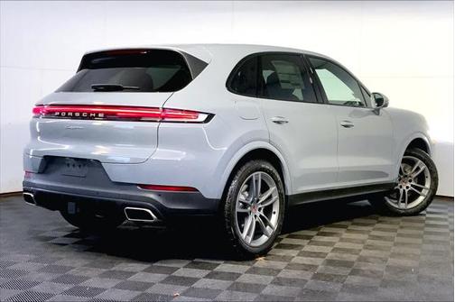 2025 Porsche Cayenne AWD