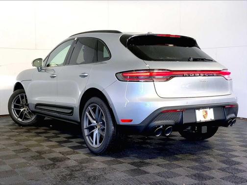 2026 Porsche Macan AWD
