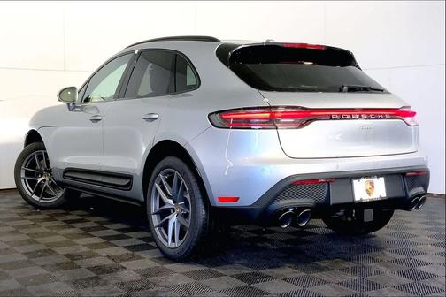 2026 Porsche Macan AWD