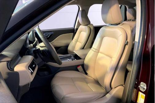 2022 Lincoln Aviator Standard AWD