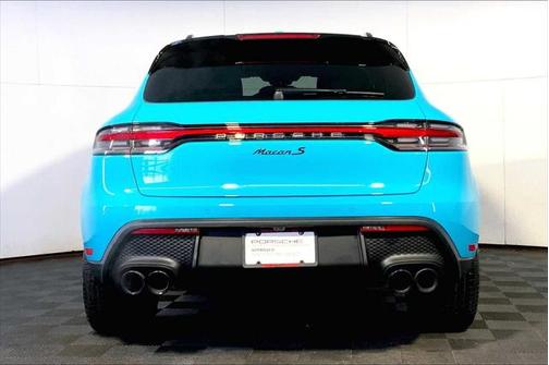 2023 Porsche Macan Base