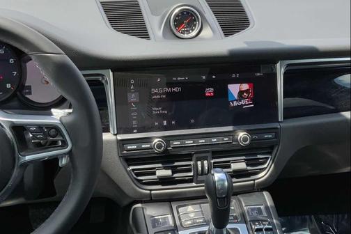 2020 Porsche Macan 