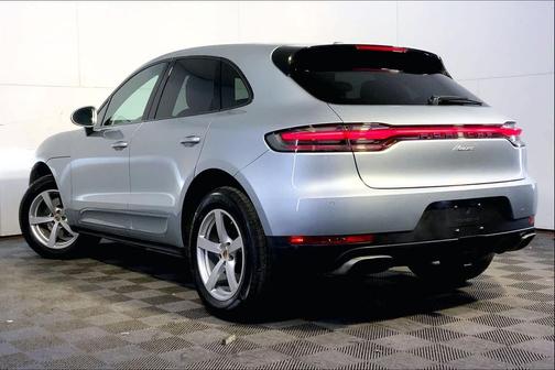 2020 Porsche Macan Base (PDK)