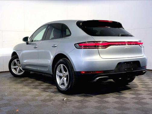 2020 Porsche Macan 