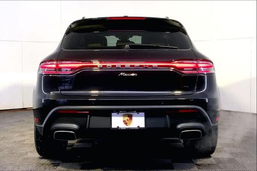 2026 Porsche Macan AWD