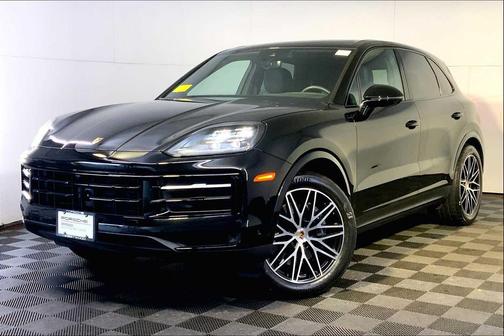 2024 Porsche Cayenne AWD