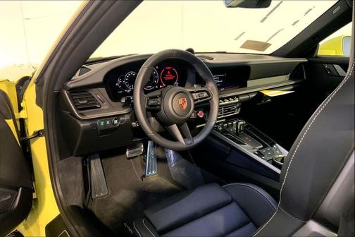 2026 Porsche 911 Carrera