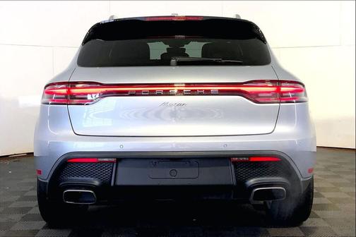 2023 Porsche Macan 