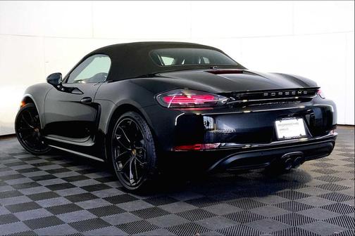 2025 Porsche 718 Boxster Style Edition