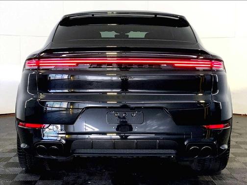 2025 Porsche Cayenne Cayenne Turbo E-Hybrid