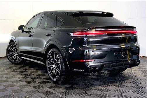 2025 Porsche Cayenne Cayenne Turbo E-Hybrid