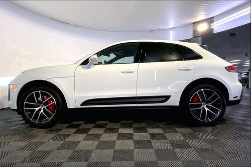 2023 Porsche Macan S