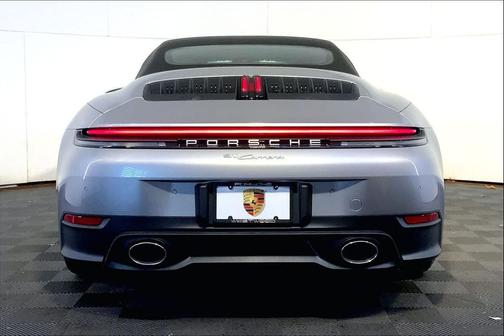 2026 Porsche 911 Carrera