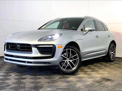 2023 Porsche Macan AWD