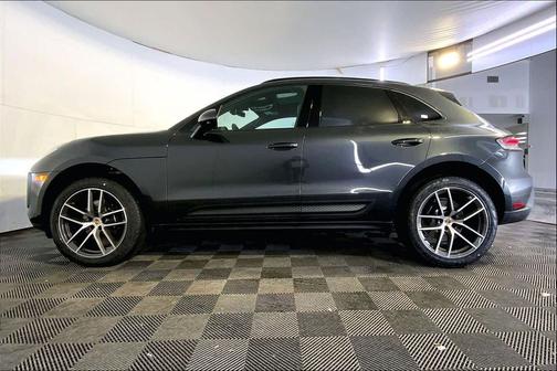 2026 Porsche Macan AWD