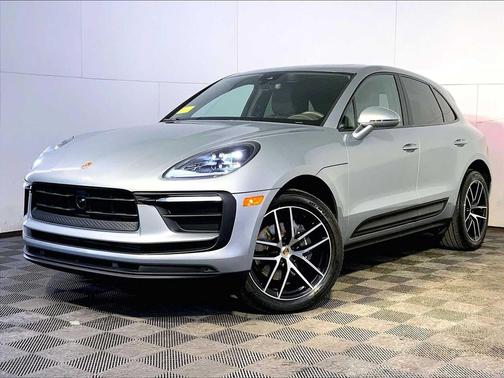 2023 Porsche Macan AWD