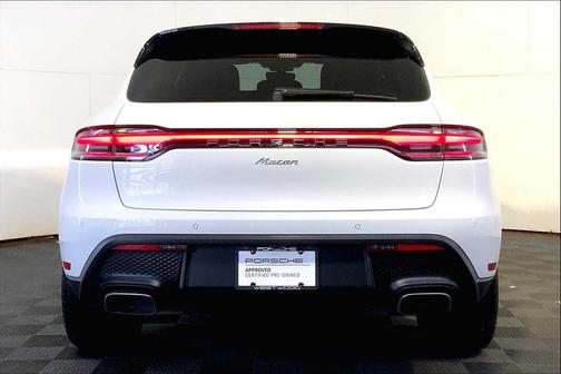 2022 Porsche Macan AWD