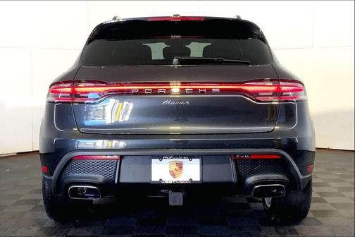 2026 Porsche Macan AWD