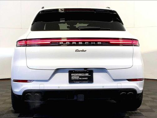 Carrara White Metallic 2025 Porsche Cayenne Cayenne Turbo E-Hybrid