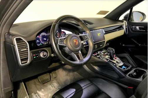 2019 Porsche Cayenne Base