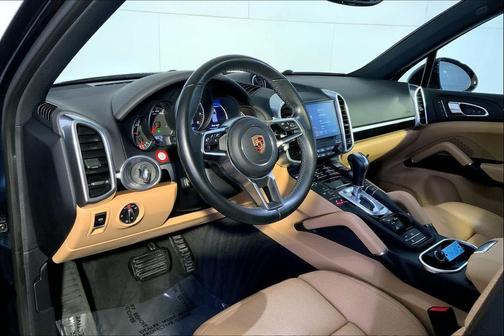 2018 Porsche Cayenne Cayenne