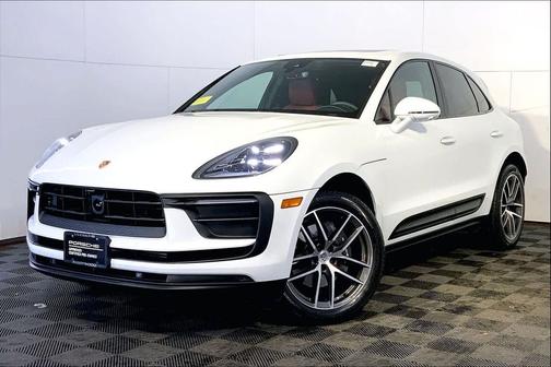 2025 Porsche Macan AWD