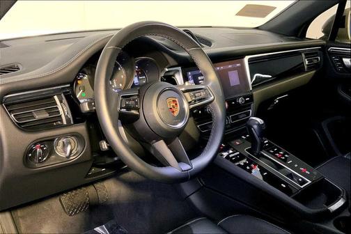 2023 Porsche Macan T