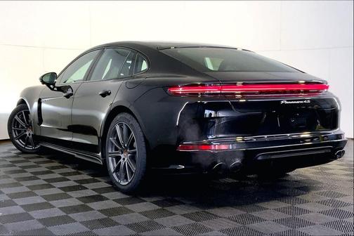 2026 Porsche Panamera 4S E-Hybrid