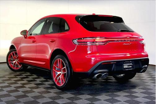 2022 Porsche Macan Base