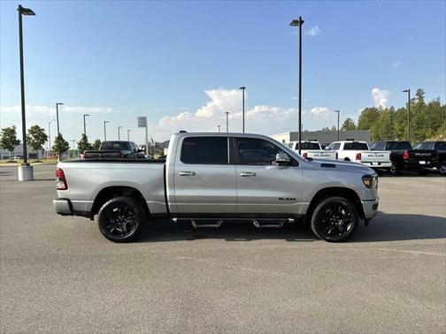 2020 RAM 1500 Big Horn Crew Cab 4x4 57' Box