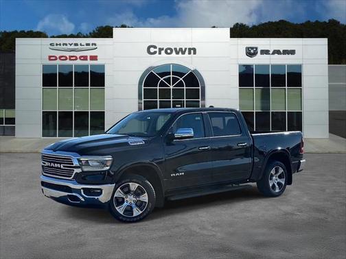 2022 RAM 1500 Laramie Crew Cab 4x4 57' Box