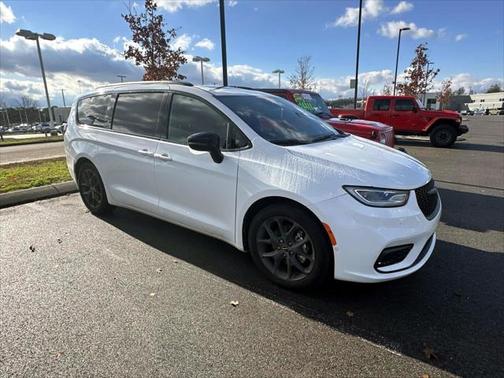 2024 Chrysler Pacifica Limited