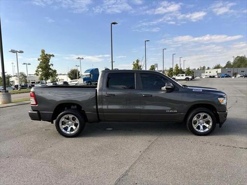 2022 RAM 1500 Big Horn Crew Cab 4x4 57' Box