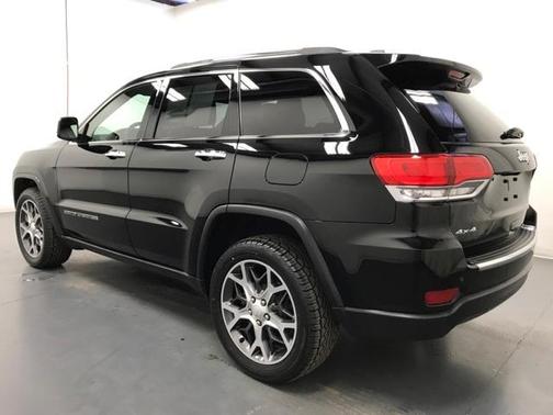Photo 4 of 35 of 2019 Jeep Grand Cherokee Limited