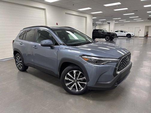 2022 Toyota Corolla Cross XLE