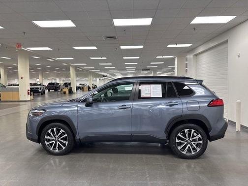 2022 Toyota Corolla Cross XLE