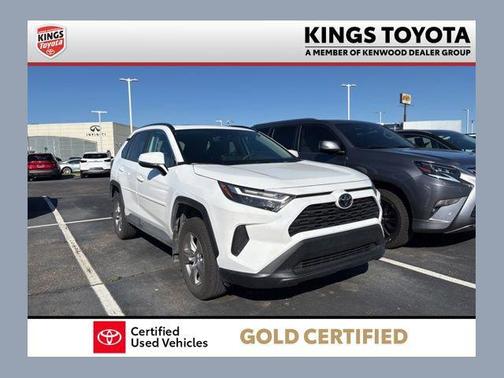 Ice Cap 2024 Toyota RAV4 XLE