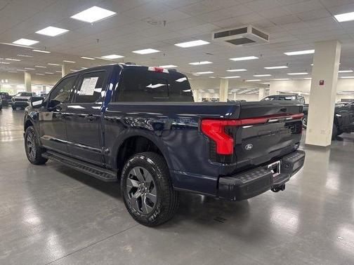 2024 Ford F-150 Lightning LARIAT