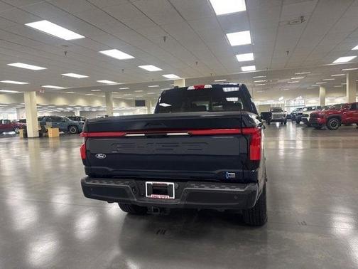 2024 Ford F-150 Lightning LARIAT
