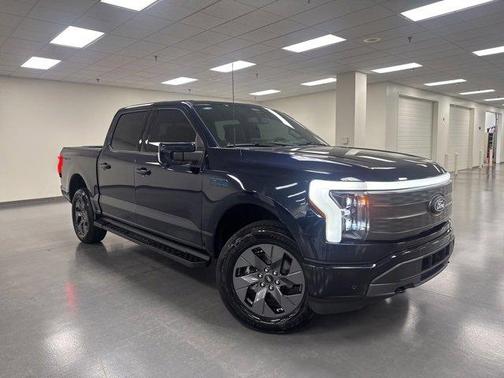 2024 Ford F-150 Lightning LARIAT