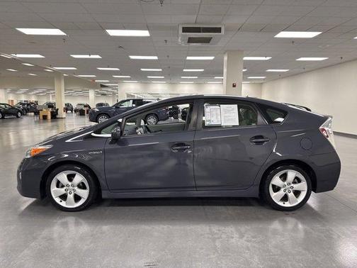 2014 Toyota Prius Five