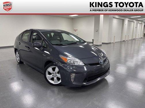 2014 Toyota Prius Five