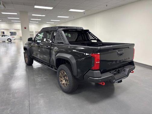 2025 Toyota Tacoma Hybrid Trailhunter Hybrid