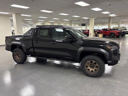 2025 Toyota Tacoma Hybrid Trailhunter Hybrid